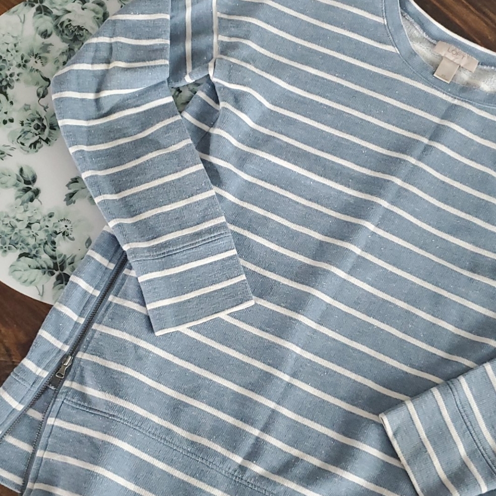 LOFT Crew Neck Top